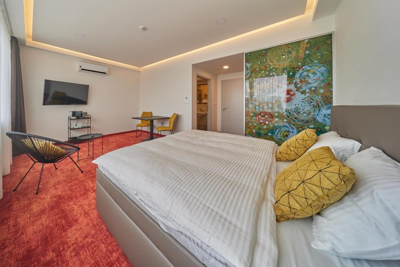 Hotel Hertz Hradec Králové Eksteriør bilde