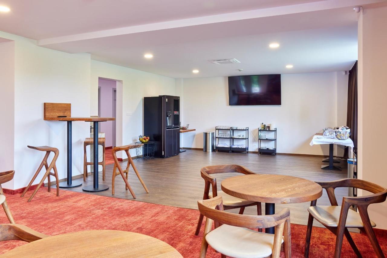 Hotel Hertz Hradec Králové Eksteriør bilde